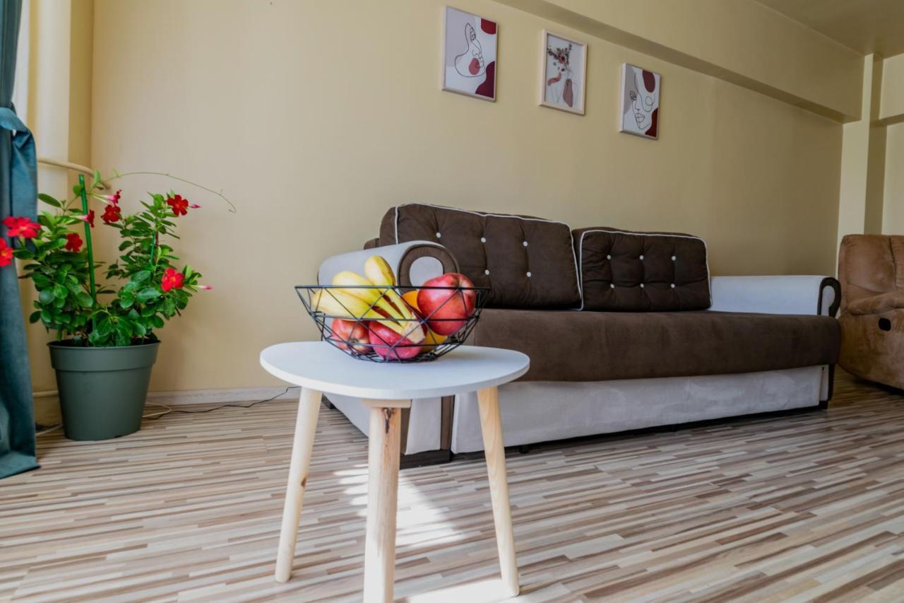 Apartament Centru - Cec Apartment Крайова Екстериор снимка